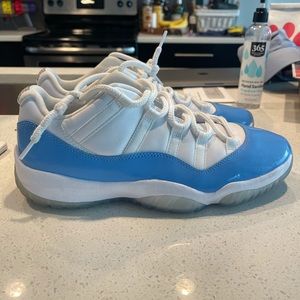 Jordan 11 low Carolina Blue